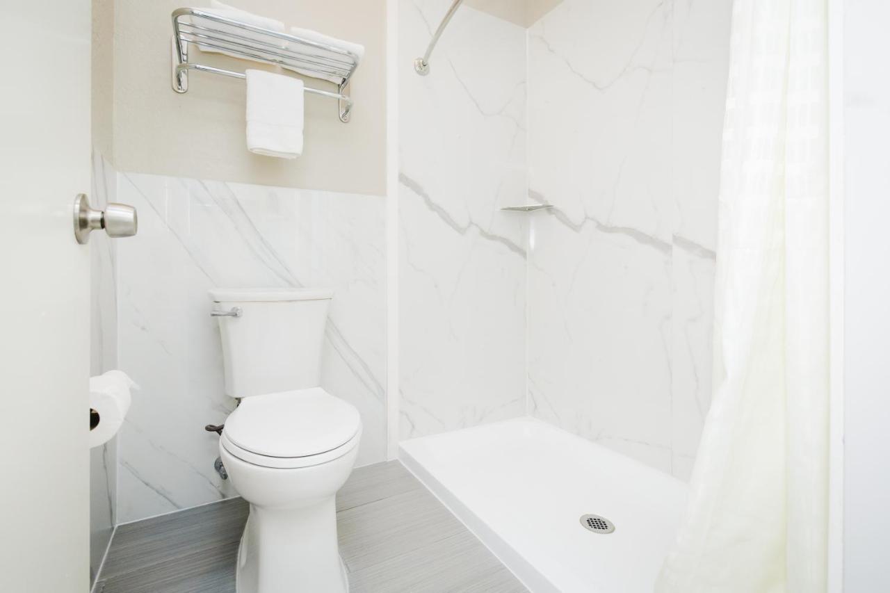 Winchester Inn And Suites Humble/Iah/North Houston Εξωτερικό φωτογραφία